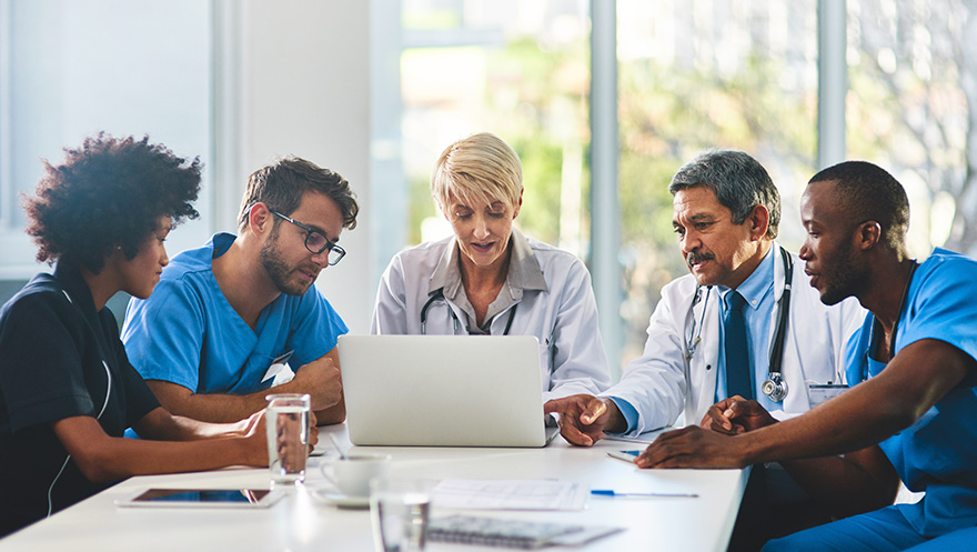 Conoce cómo solicitar Auxilios Educativos.